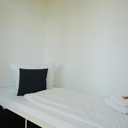 Apartment In Ruhiger Lage-Waschmaschine-Balkon Wolfsburg Exterior photo